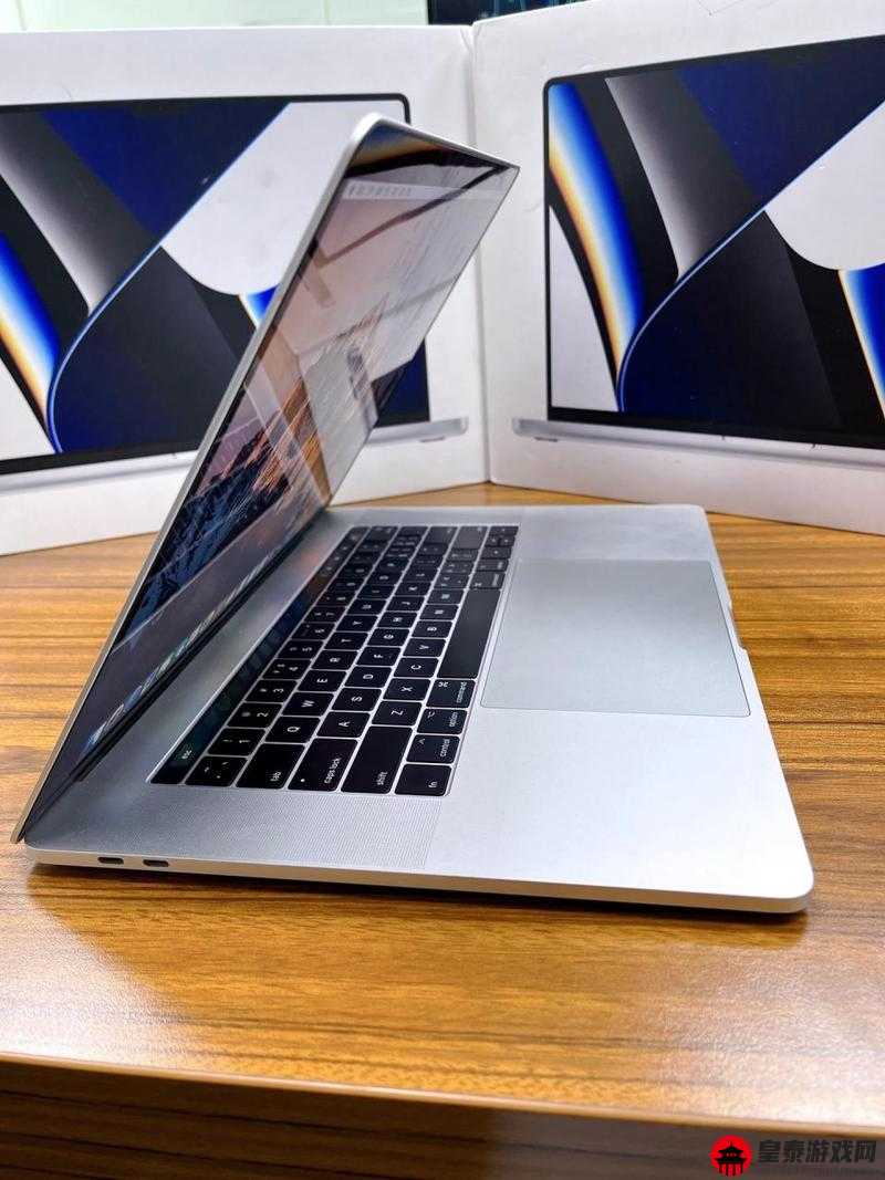 性系 MACBOOK-PRO 高清：一个时代的终结